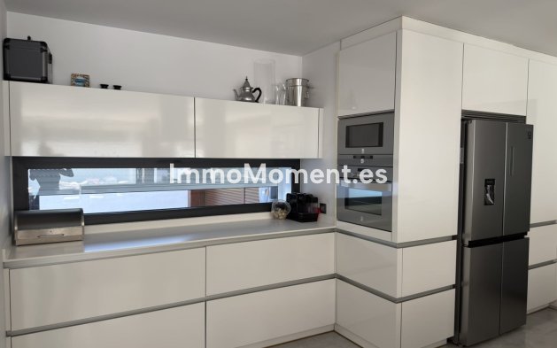 Reventa - Villa independiente - Marbella - Nueva Andalucía