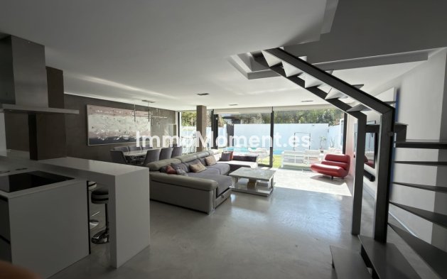 Reventa - Villa independiente - Marbella - Nueva Andalucía