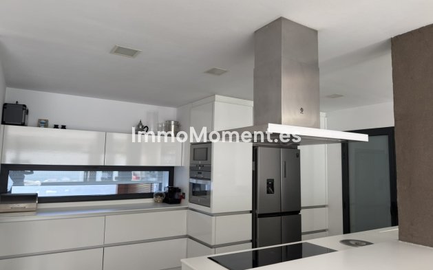 Reventa - Villa independiente - Marbella - Nueva Andalucía