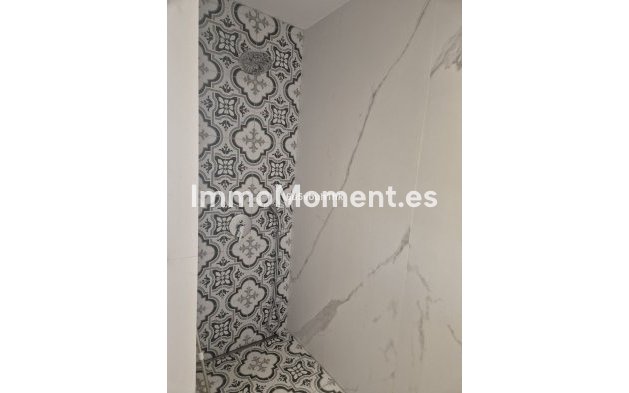 Resale - Apartment - Fuengirola - Los Pacos