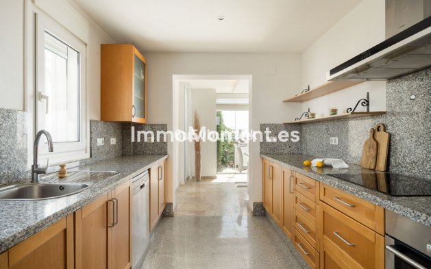 Bestaande woning - Vrijstaande villa - Marbella - Santa Clara