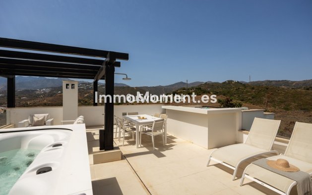 Bestaande woning - Vrijstaande villa - Marbella - Santa Clara