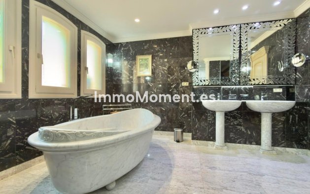 Resale - Detached villa - Denia - Denia Centro