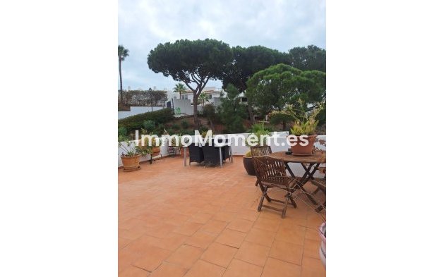 Resale - Apartment - Mijas - Calahonda