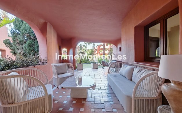 Resale - Apartment - Estepona - Estepona Centro
