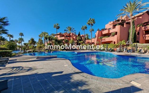 Resale - Apartment - Estepona - Estepona Centro