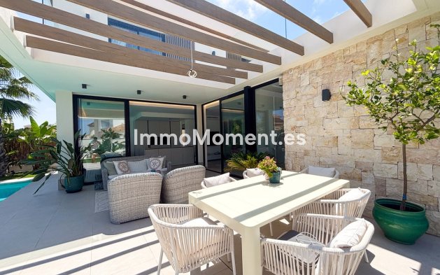 Resale - Detached villa - Orihuela - Cabo roig - La Zenia