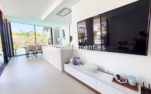 Resale - Detached villa - Orihuela - Cabo roig - La Zenia