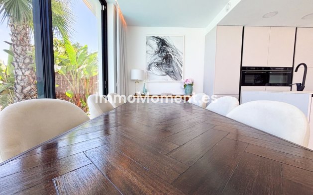 Resale - Detached villa - Orihuela - Cabo roig - La Zenia