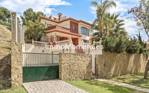 Wiederverkauf - Freistehende Villa - Benalmadena - Benalmadena Centro