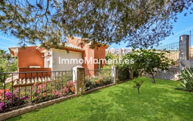 Wiederverkauf - Freistehende Villa - Benalmadena - Benalmadena Centro