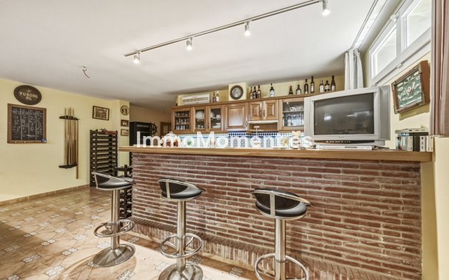 Wiederverkauf - Freistehende Villa - Benalmadena - Benalmadena Centro