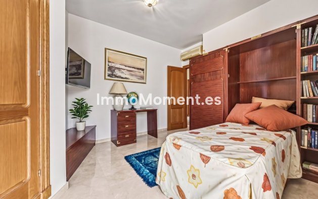 Wiederverkauf - Freistehende Villa - Benalmadena - Benalmadena Centro