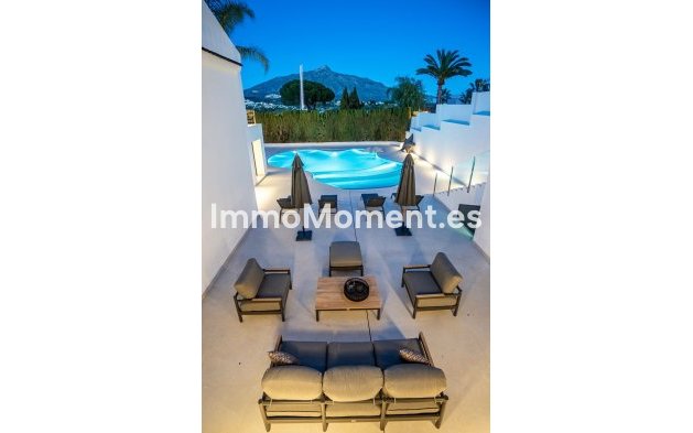 Resale - Detached villa - Marbella - Nueva Andalucía