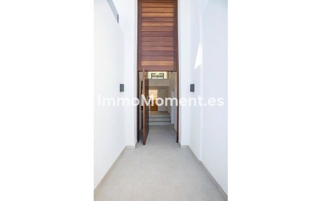 Resale - Detached villa - Marbella - Nueva Andalucía