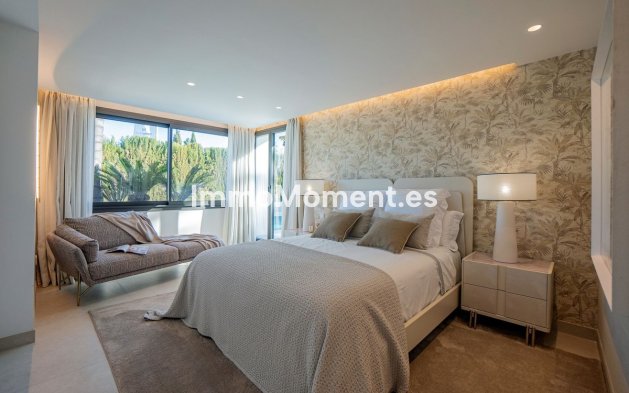 Resale - Detached villa - Marbella - Nueva Andalucía