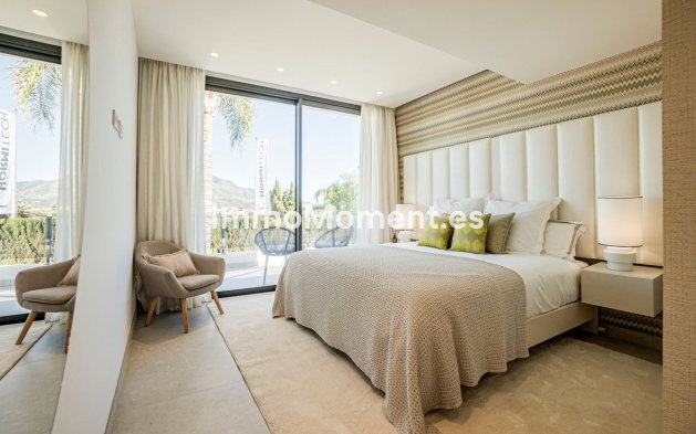 Resale - Detached villa - Marbella - Nueva Andalucía