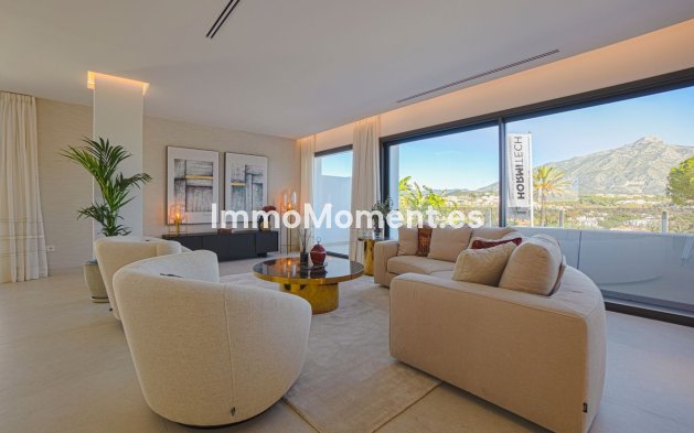 Resale - Detached villa - Marbella - Nueva Andalucía