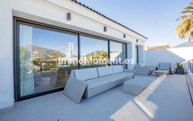 Resale - Detached villa - Marbella - Nueva Andalucía