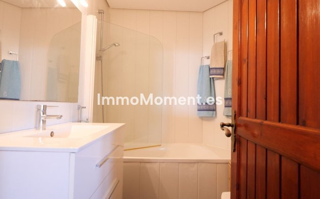 Wiederverkauf - Wohnung - Marbella - Puerto de Cabopino