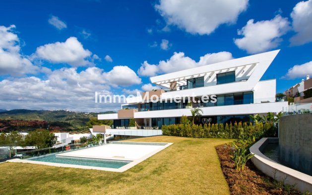 Resale - Apartment - Marbella - Artola