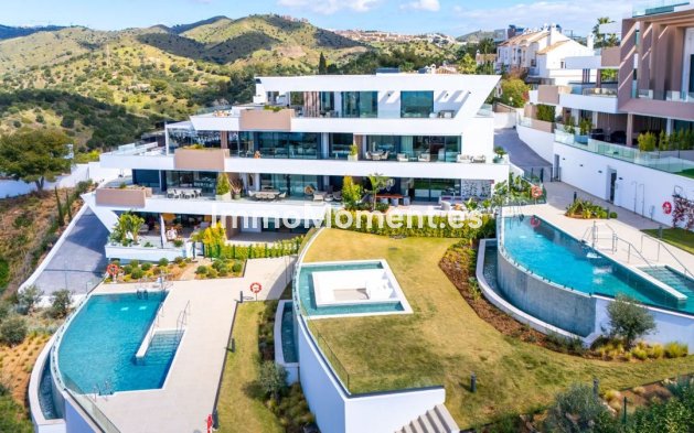 Resale - Apartment - Marbella - Artola