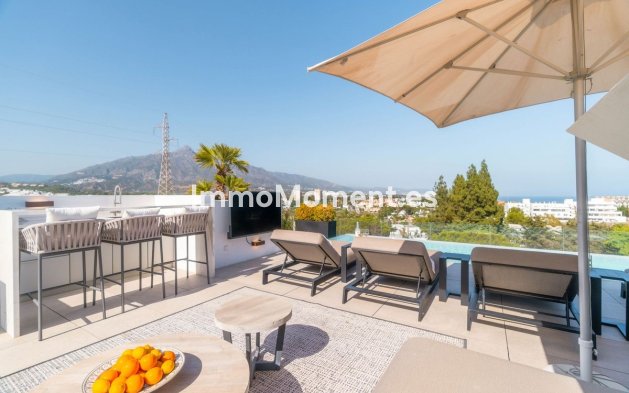 Resale - Detached villa - Marbella - Nueva Andalucía