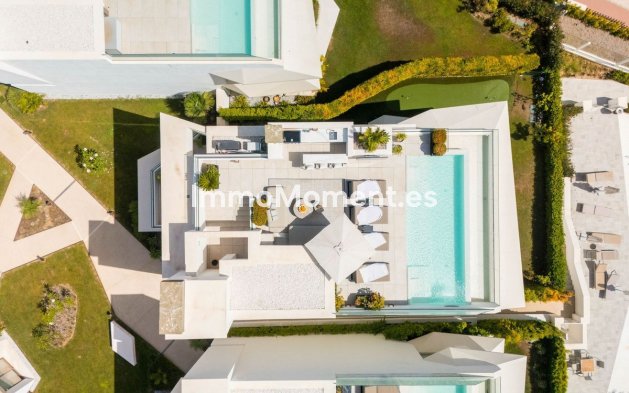 Resale - Detached villa - Marbella - Nueva Andalucía