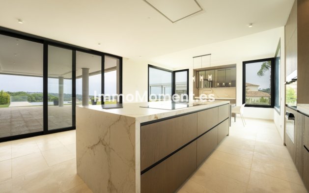 Resale - Detached villa - Sotogrande - Sotogrande Alto