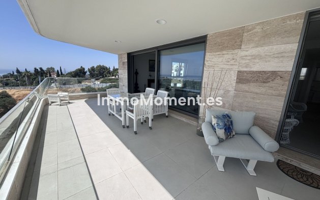 Resale - Apartment - Estepona - Selwo