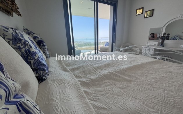 Resale - Apartment - Estepona - Selwo
