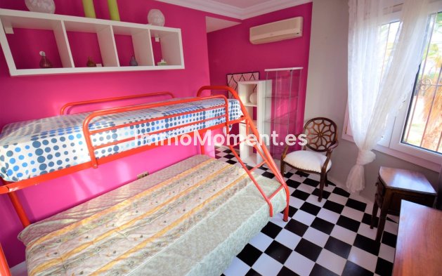 Resale - Detached villa - Guardamar del Segura - Guardamar del Segura Centro