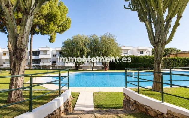 Resale - Apartment - Estepona - Estepona Centro