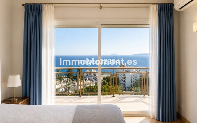 Resale - Apartment - Estepona - Estepona Centro
