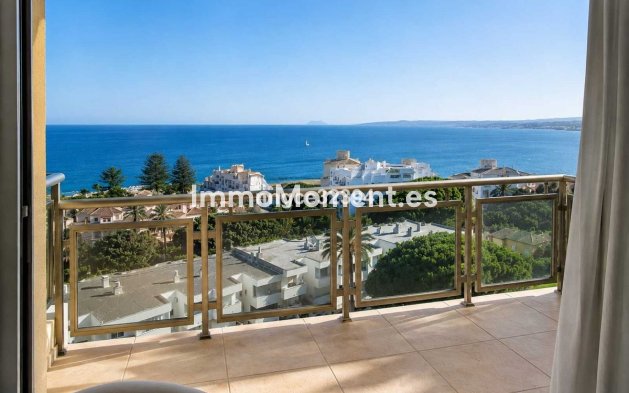 Resale - Apartment - Estepona - Estepona Centro