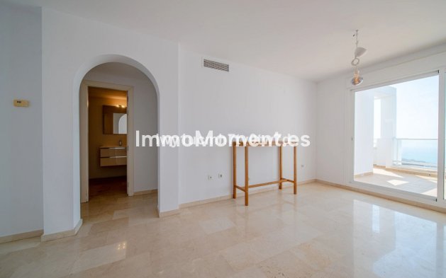 Resale - Apartment - Benalmadena - Benalmadena Centro