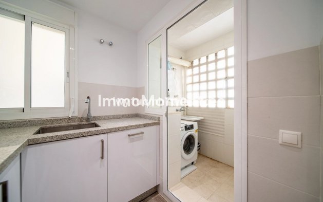 Resale - Apartment - Benalmadena - Benalmadena Centro