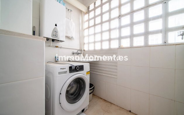 Resale - Apartment - Benalmadena - Benalmadena Centro