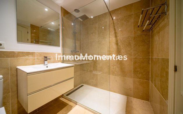 Resale - Apartment - Benalmadena - Benalmadena Centro
