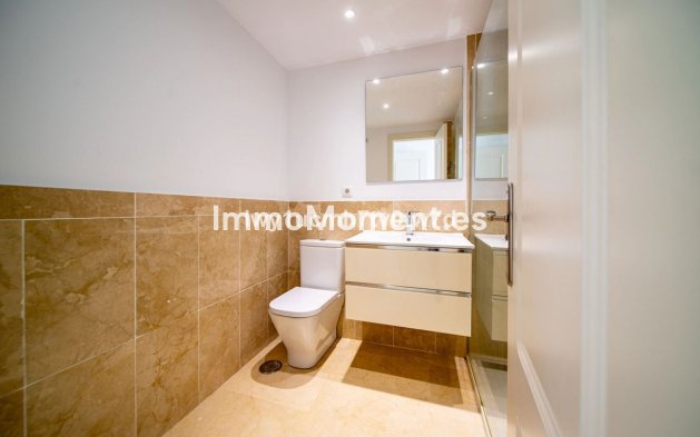 Resale - Apartment - Benalmadena - Benalmadena Centro