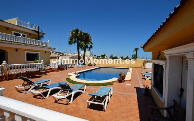Resale - Detached villa - Orihuela - Los Balcones - Los Altos del Edén