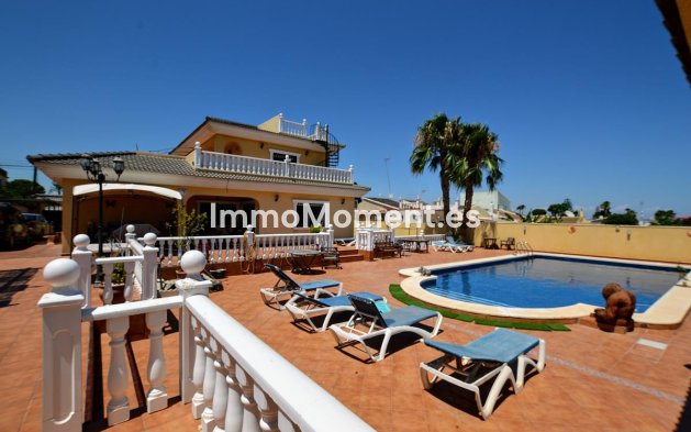 Resale - Detached villa - Orihuela - Los Balcones - Los Altos del Edén