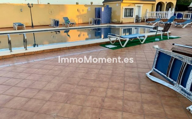 Resale - Detached villa - Orihuela - Los Balcones - Los Altos del Edén
