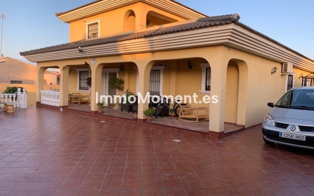 Resale - Detached villa - Orihuela - Los Balcones - Los Altos del Edén
