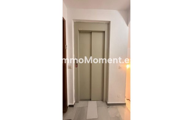 Resale - Apartment - Fuengirola - Fuengirola Centro