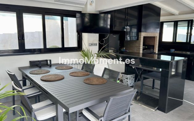 Reventa - Villa independiente - Alicante - Alicante Centro
