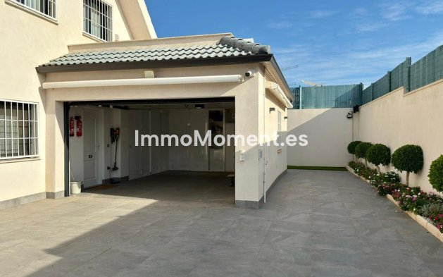 Reventa - Villa independiente - Alicante - Alicante Centro