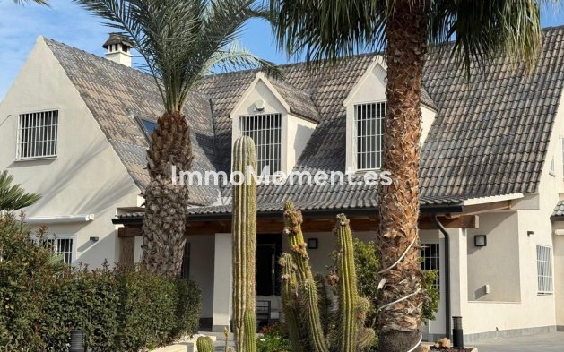 Reventa - Villa independiente - Alicante - Alicante Centro