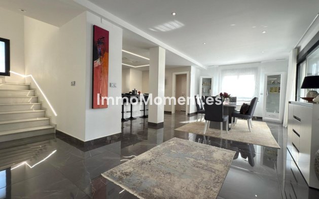 Reventa - Villa independiente - Alicante - Alicante Centro