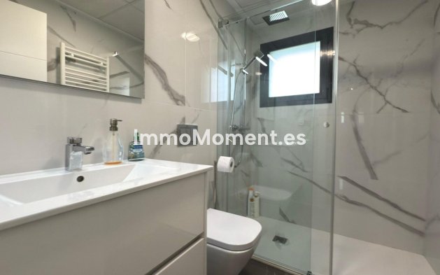 Reventa - Villa independiente - Alicante - Alicante Centro